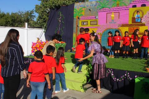 Ceremonia Entrega de Libros de Experiencias Pre-Kinder a 2º Básico image 59