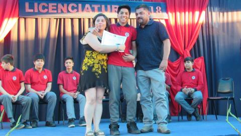 Licenciatura de 8° año básico y entrega de bitácoras image 70