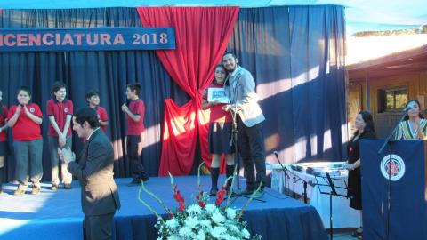 Licenciatura de 8° año básico y entrega de bitácoras image 7