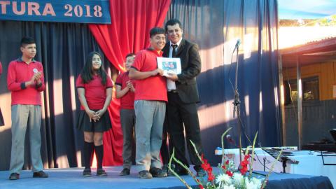 Licenciatura de 8° año básico y entrega de bitácoras image 40