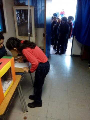 Votaciones Elecciones Directiva Centro de Alumnos 2017 image 12