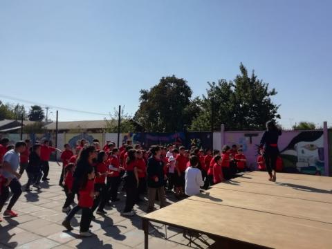 Con baile entretenido comenzamos el Mes de la Convivencia Escolar. image 6